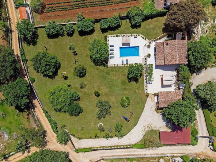 Image No.8-4 Bed Property for sale