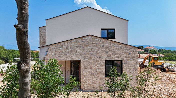 Image No.1-Propriété de 4 chambres à vendre à Croatie