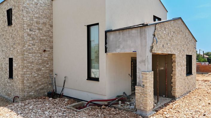 Image No.13-4 Bed Property for sale