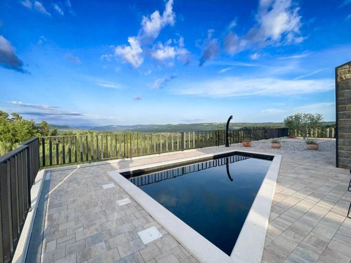 Image No.7-2 Bed Property for sale