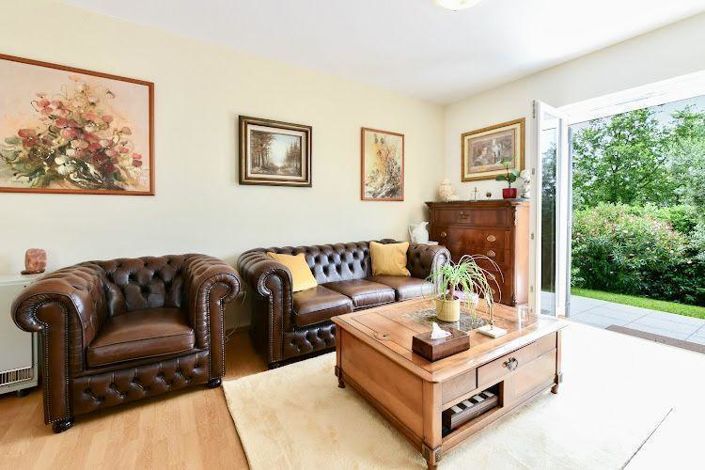 Image No.12-4 Bed Property for sale