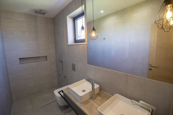 Image No.20-Propriété de 4 chambres à vendre à Croatie