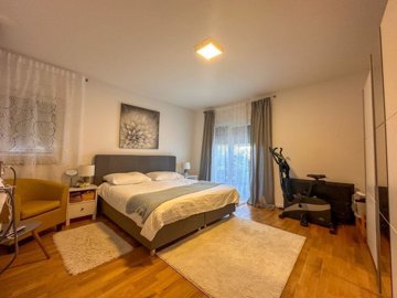 111867-488548