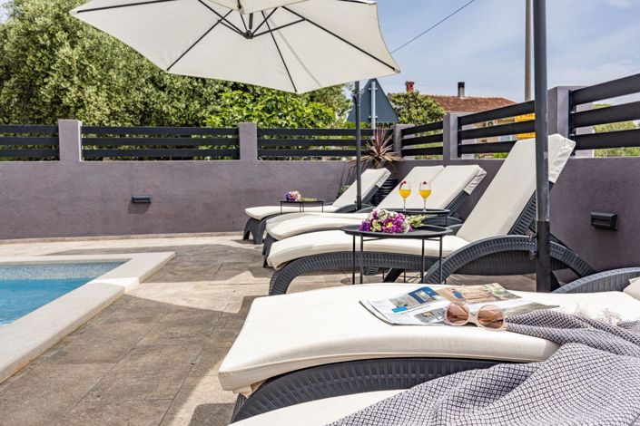 Image No.22-4 Bed Property for sale