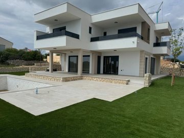 112190-489645