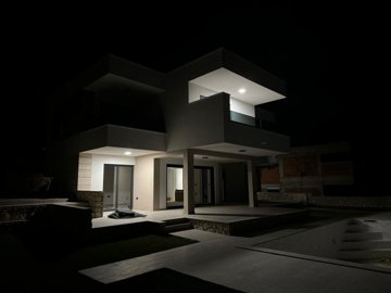 112190-489646