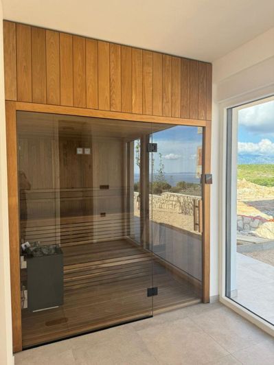 Image No.8-4 Bed Property for sale