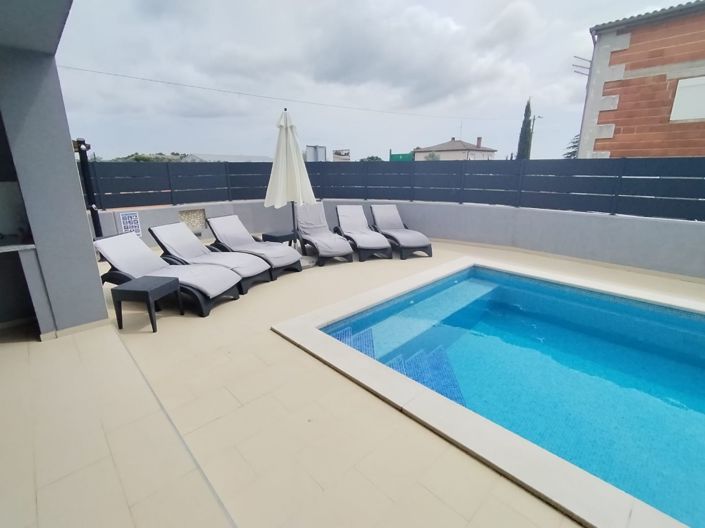 Image No.2-3 Bed Property for sale