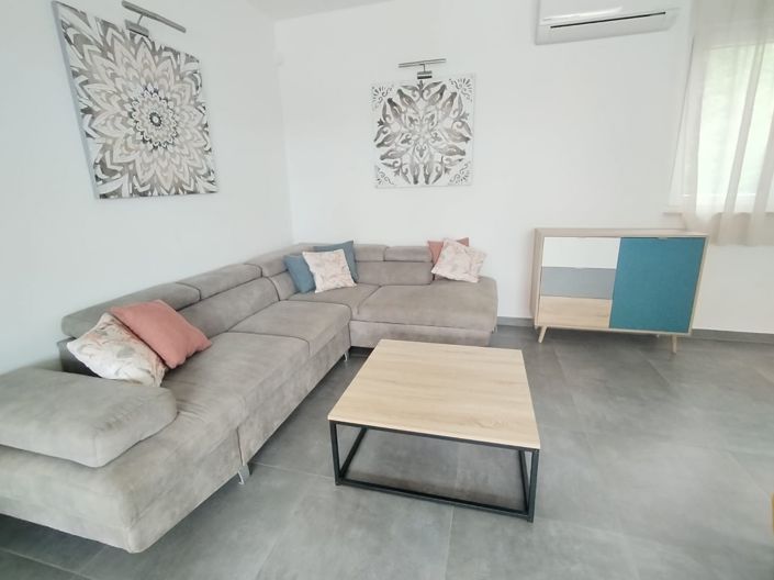 Image No.4-3 Bed Property for sale