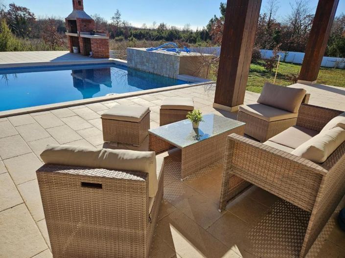 Image No.3-Propriété de 3 chambres à vendre à Croatie