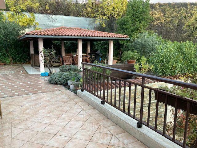 Image No.10-4 Bed Property for sale