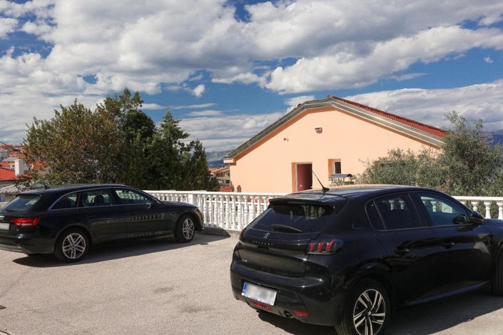 Image No.10-Propriété de 9 chambres à vendre à Vrbnik