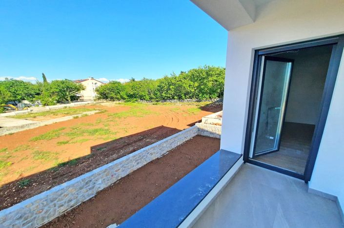 Image No.9-Propriété de 3 chambres à vendre à Malinska-Dubašnica