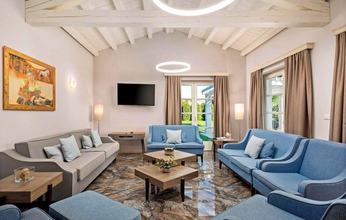 Image No.19-5 Bed Property for sale