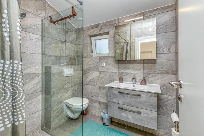 Image No.18-Propriété de 4 chambres à vendre à Tinjan