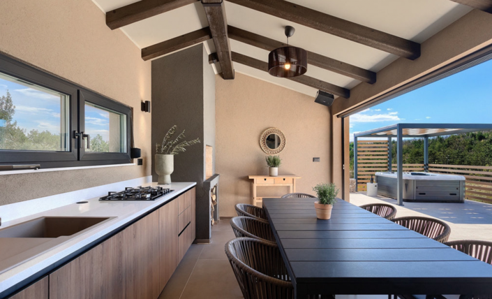 Image No.21-2 Bed Property for sale