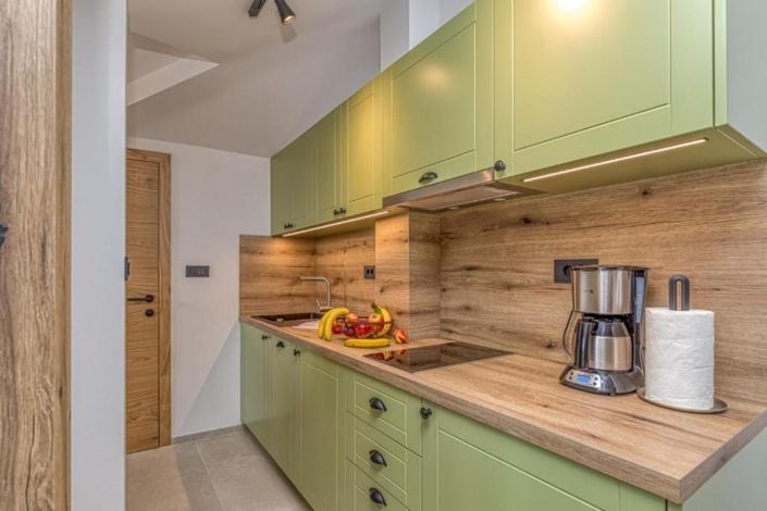 Image No.5-3 Bed Property for sale