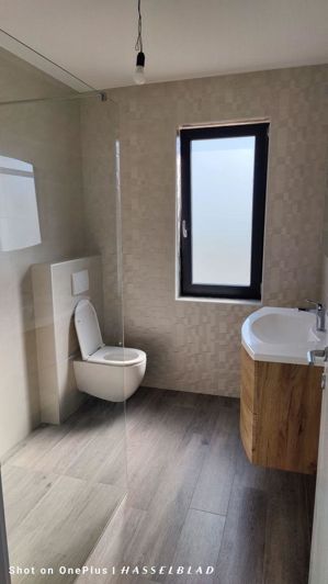 Image No.15-3 Bed Property for sale