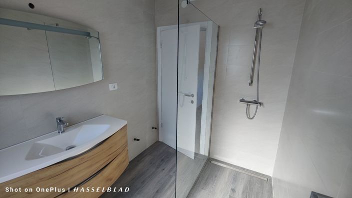 Image No.16-3 Bed Property for sale