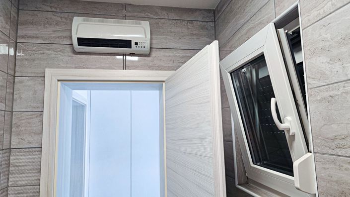 Image No.14-5 Bed Property for sale