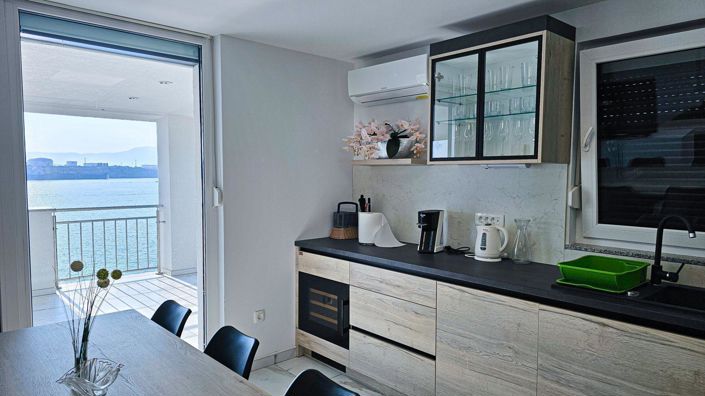 Image No.8-5 Bed Property for sale