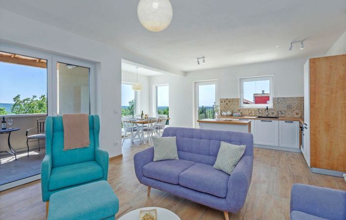 Image No.21-3 Bed Property for sale