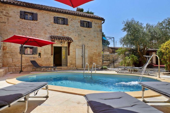 Image No.3-5 Bed Property for sale