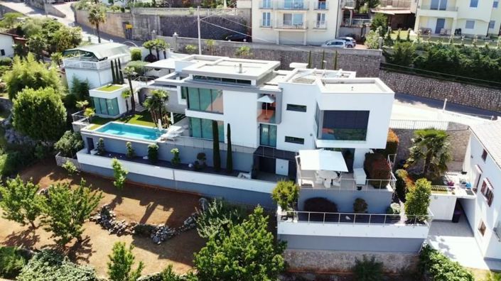 Image No.6-4 Bed Property for sale