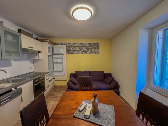 Image No.16-4 Bed Property for sale