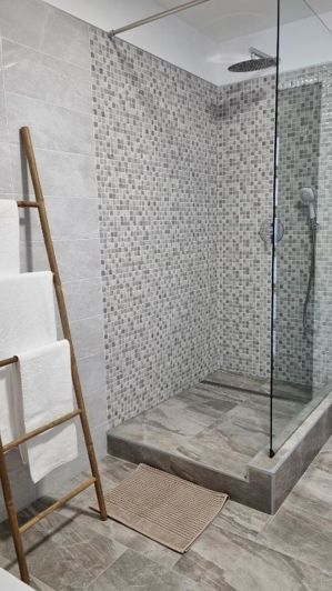 Image No.23-4 Bed Property for sale