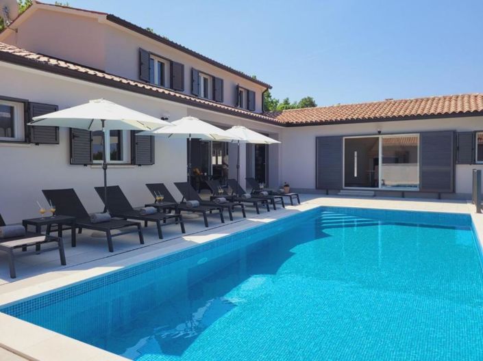 Image No.3-4 Bed Property for sale