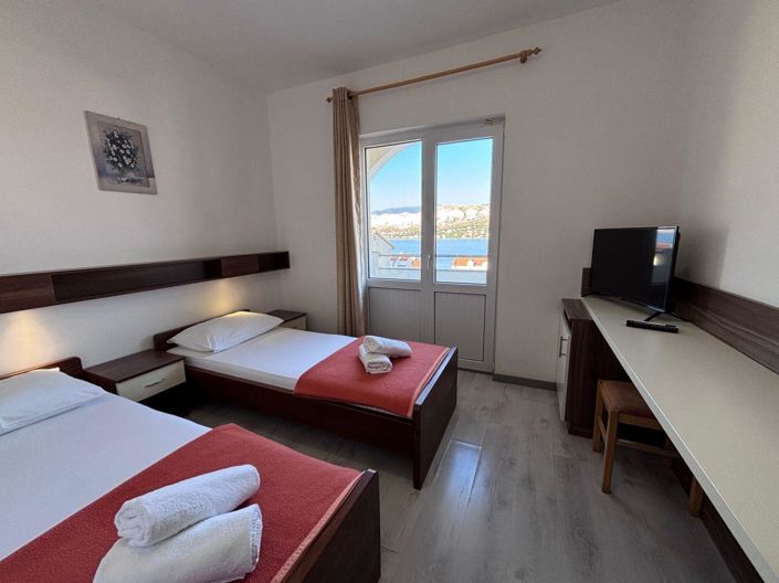 Image No.23-24 Bed Property for sale