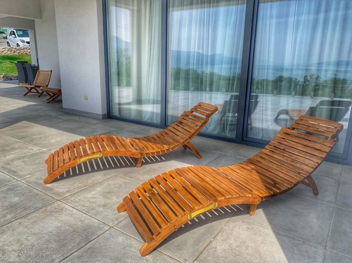 Image No.13-6 Bed Property for sale