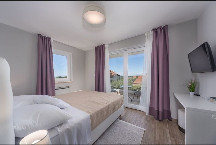 Image No.13-Propriété de 6 chambres à vendre à Porec