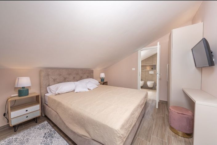 Image No.6-Propriété de 6 chambres à vendre à Porec