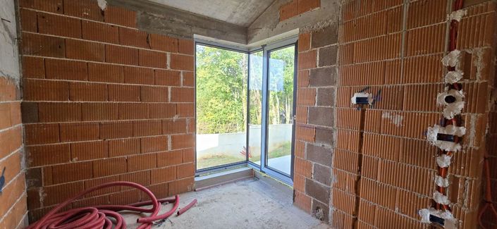 Image No.17-4 Bed Property for sale