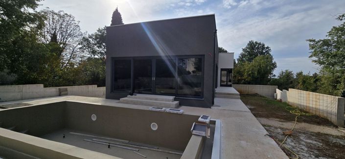 Image No.6-4 Bed Property for sale