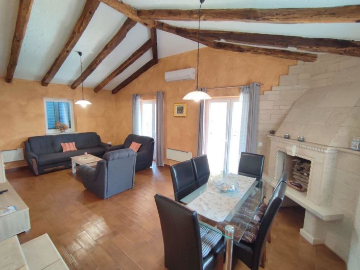 Image No.21-3 Bed Property for sale