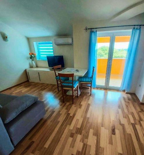 Image No.17-Propriété de 9 chambres à vendre à Mali Losinj