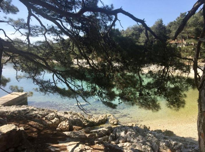 Image No.2-Propriété de 9 chambres à vendre à Mali Losinj