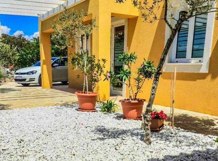 Image No.3-Propriété de 9 chambres à vendre à Mali Losinj