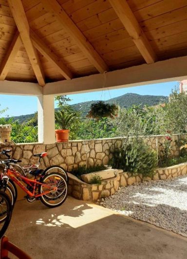 Image No.7-Propriété de 9 chambres à vendre à Mali Losinj