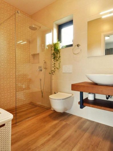 Image No.15-4 Bed Property for sale