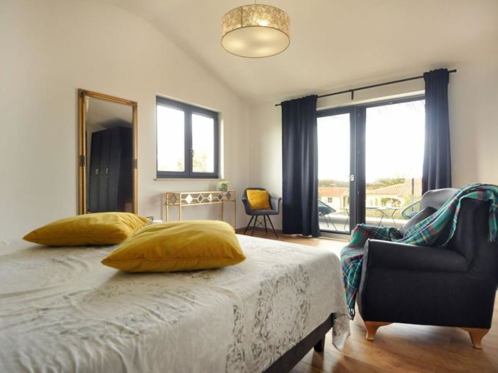 Image No.21-4 Bed Property for sale