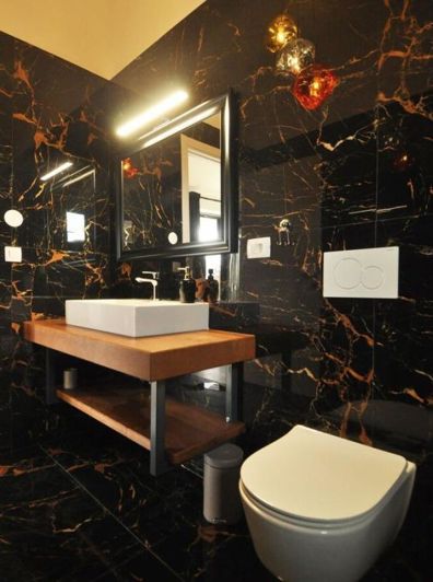 Image No.24-4 Bed Property for sale