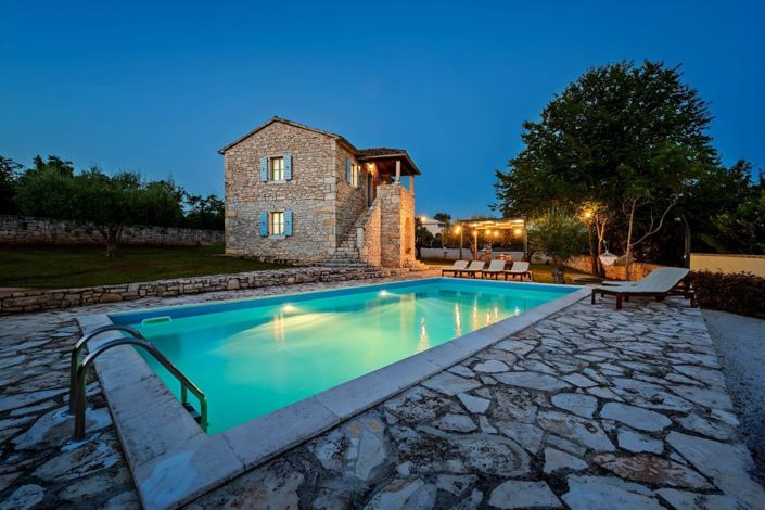 Image No.1-3 Bed Property for sale
