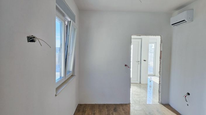 Image No.16-3 Bed Property for sale