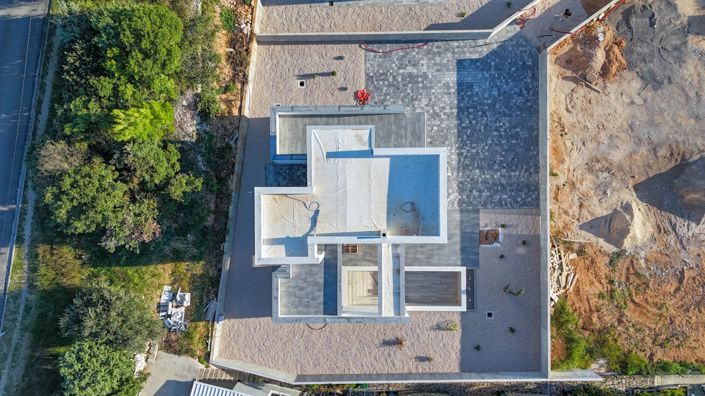 Image No.4-3 Bed Property for sale