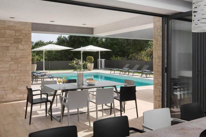 Image No.6-4 Bed Property for sale