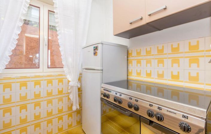 Image No.20-3 Bed Property for sale